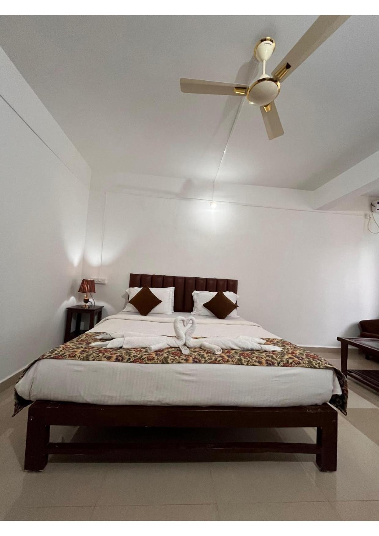 Sea 2000 Resort Канкон Экстерьер фото